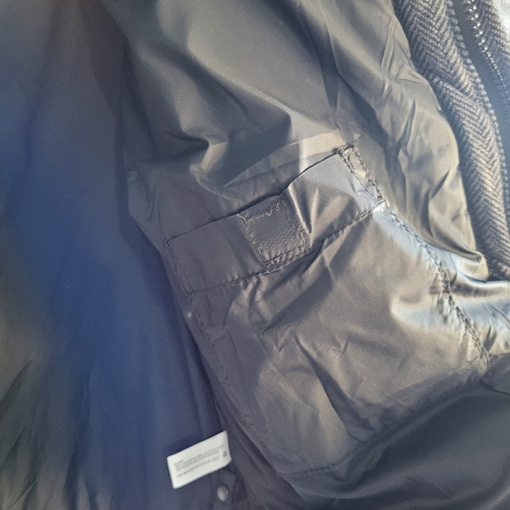 Gap Gray Herringbone Puffer Jacket - Picture 11 of 12